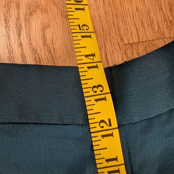 💙Banana Republic Teal Satin Trousers – Luxe Vibes with a Quirky Twist ✨👖 - Picture 5 of 8